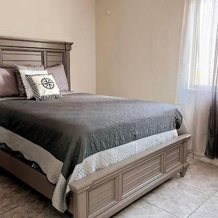 Orsini Beach Apartment Aguadilla Eksteriør bilde